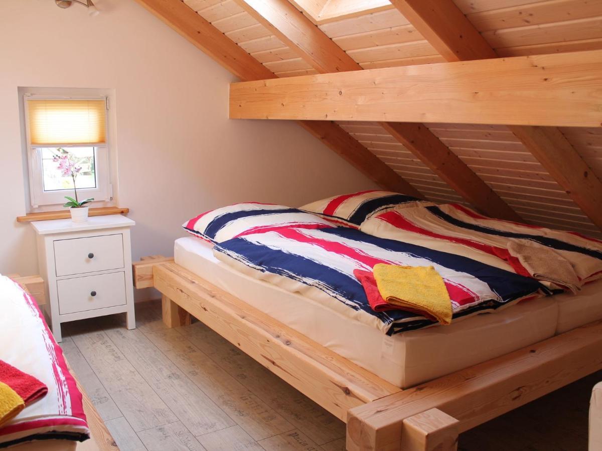 Comfy Farmhouse In Brusow With Garden Kröpelin Kültér fotó